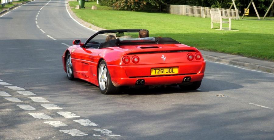 Ferrari F355 Spider 1996 года  (фото 3 из 18)